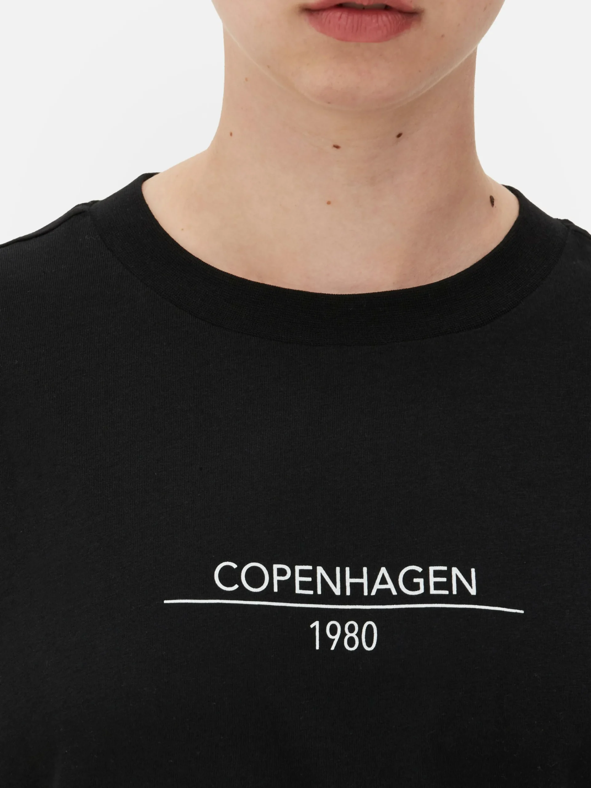 Mujer Primark Tops Y Camisetas|Camiseta De Manga Corta Con Estampado Gráfico