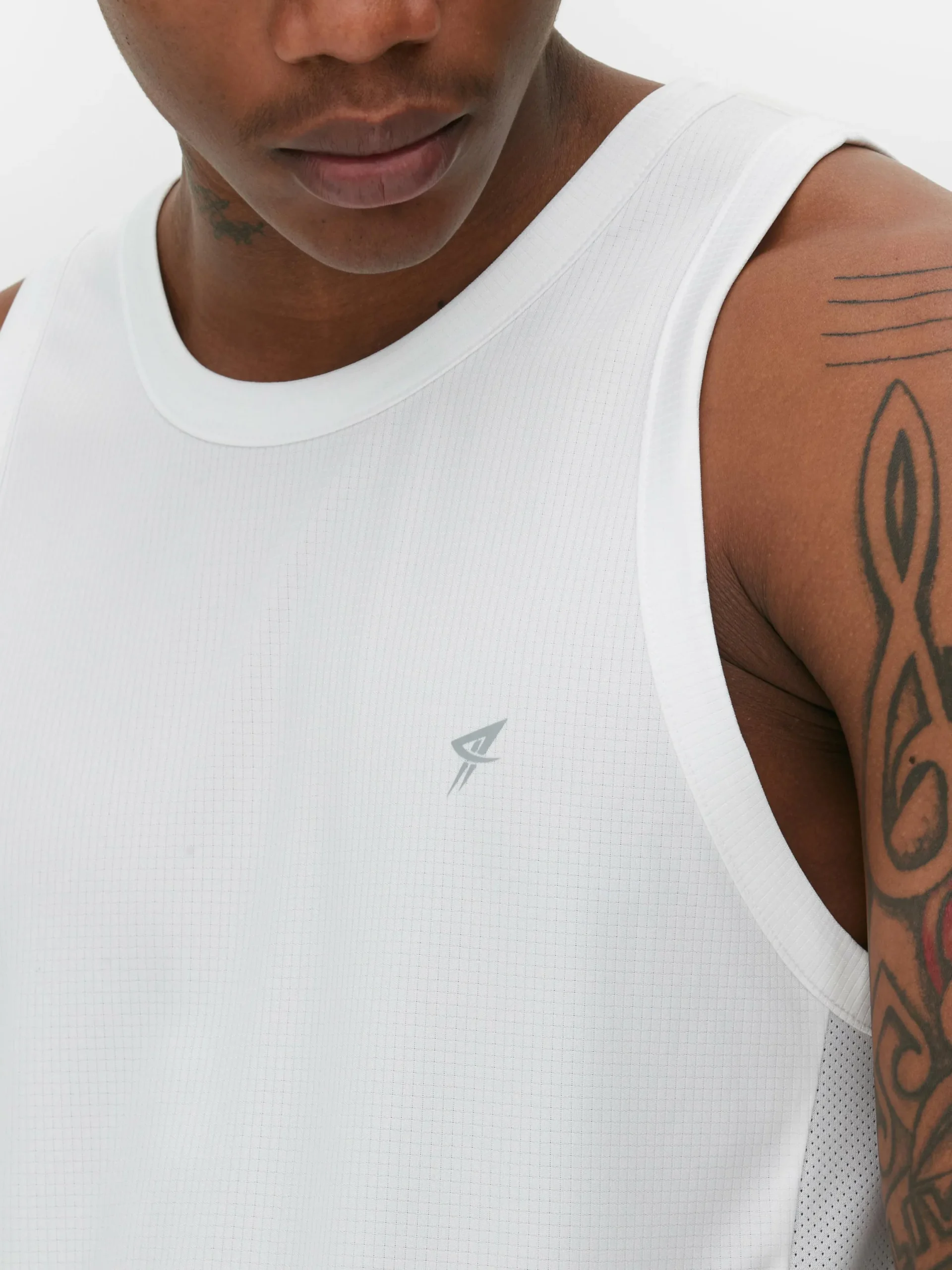 Hombre Primark Ropa Deportiva|Tops Y Camisetas|Camiseta Deportiva De Cuello Redondo