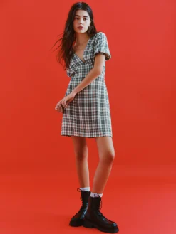 Mujer Primark Vestidos|Minivestido De Cuello De Pico A Cuadros