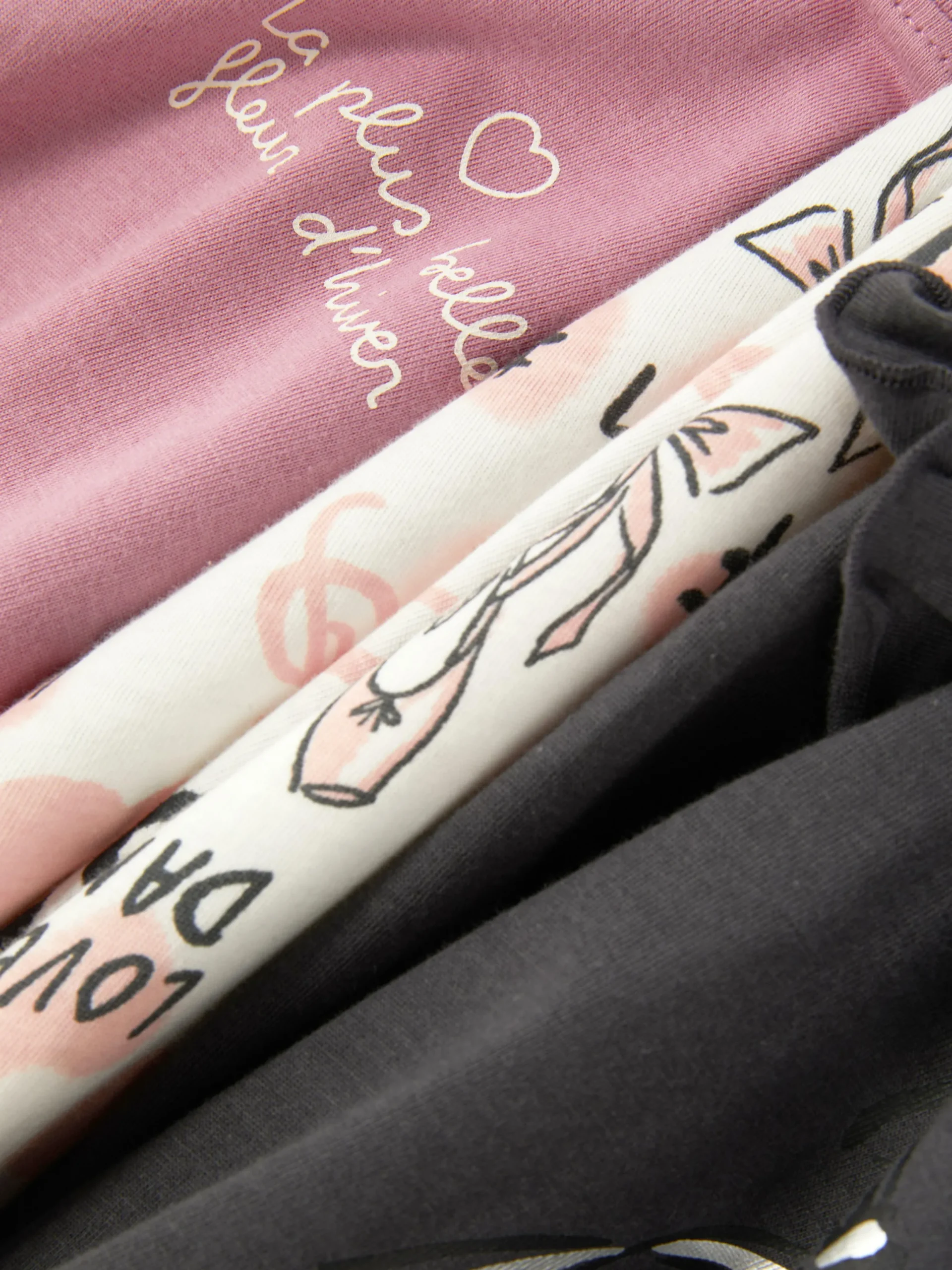 Niños Primark Tops Y Camisetas|Pack De 3 Camisetas Gráficas De Manga Larga