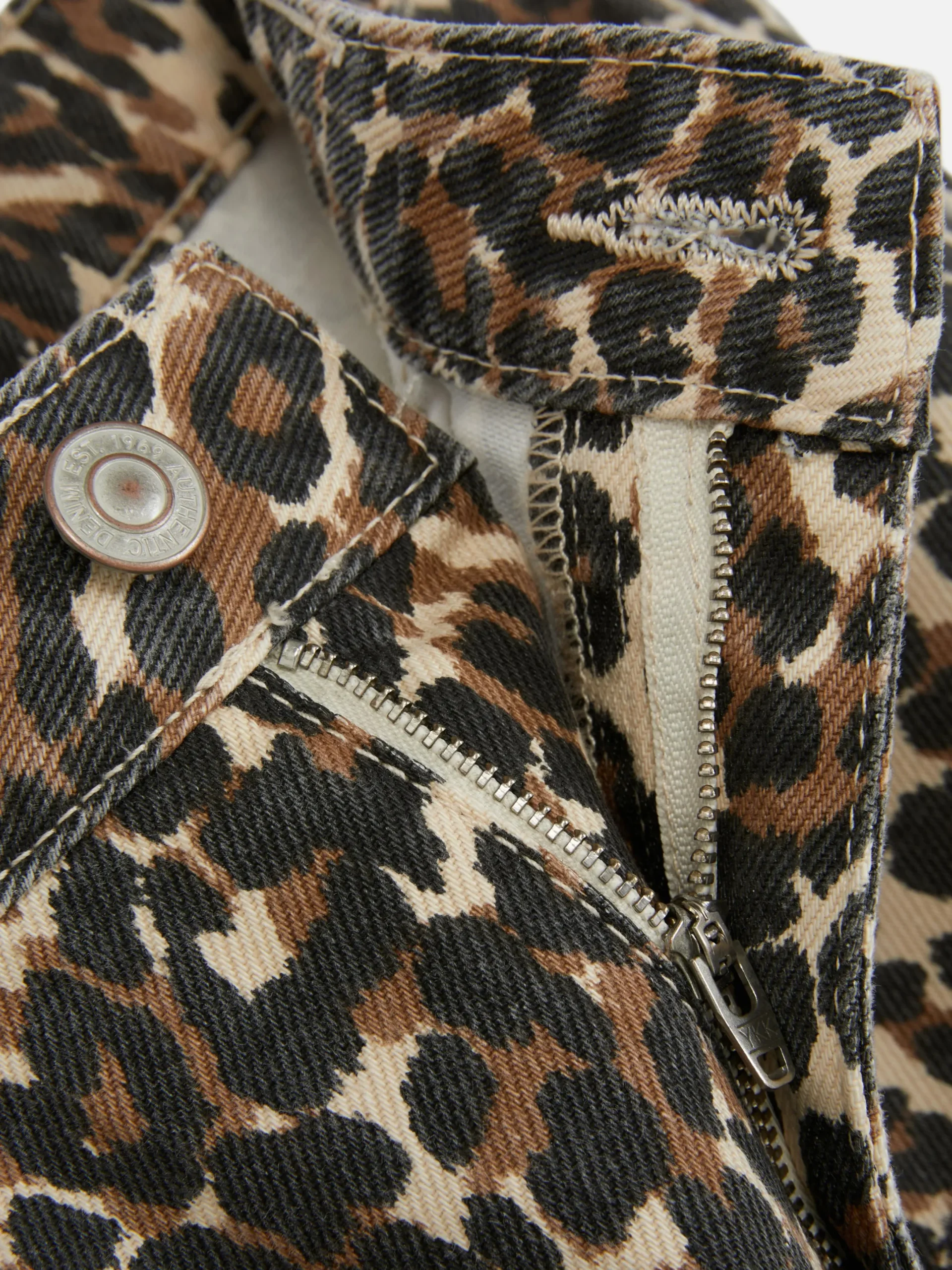 Mujer Primark Vaqueros|Vaqueros De Corte Bombacho Con Estampado De Leopardo