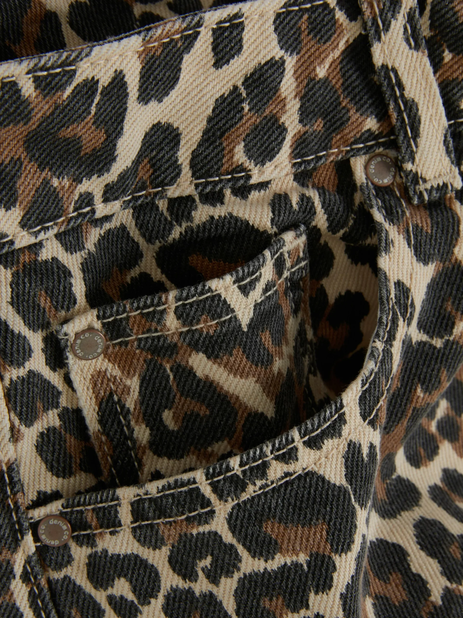 Mujer Primark Vaqueros|Vaqueros De Corte Bombacho Con Estampado De Leopardo