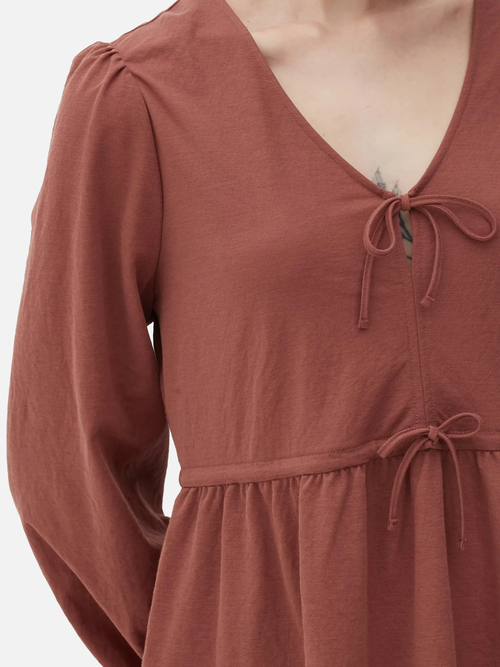 Mujer Primark Vestidos|Vestido Corto Con Vuelo, Cuello De Pico Y Lazada